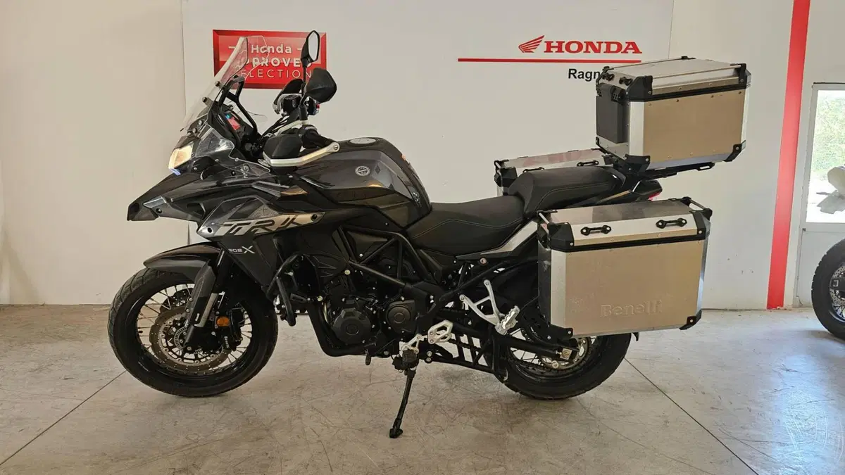 Benelli TRK 502 (2021 - 25) (2)