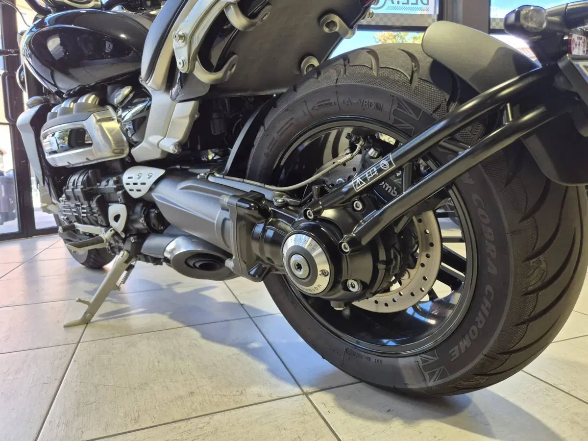 Triumph Rocket 3 R (2021 - 24) (8)