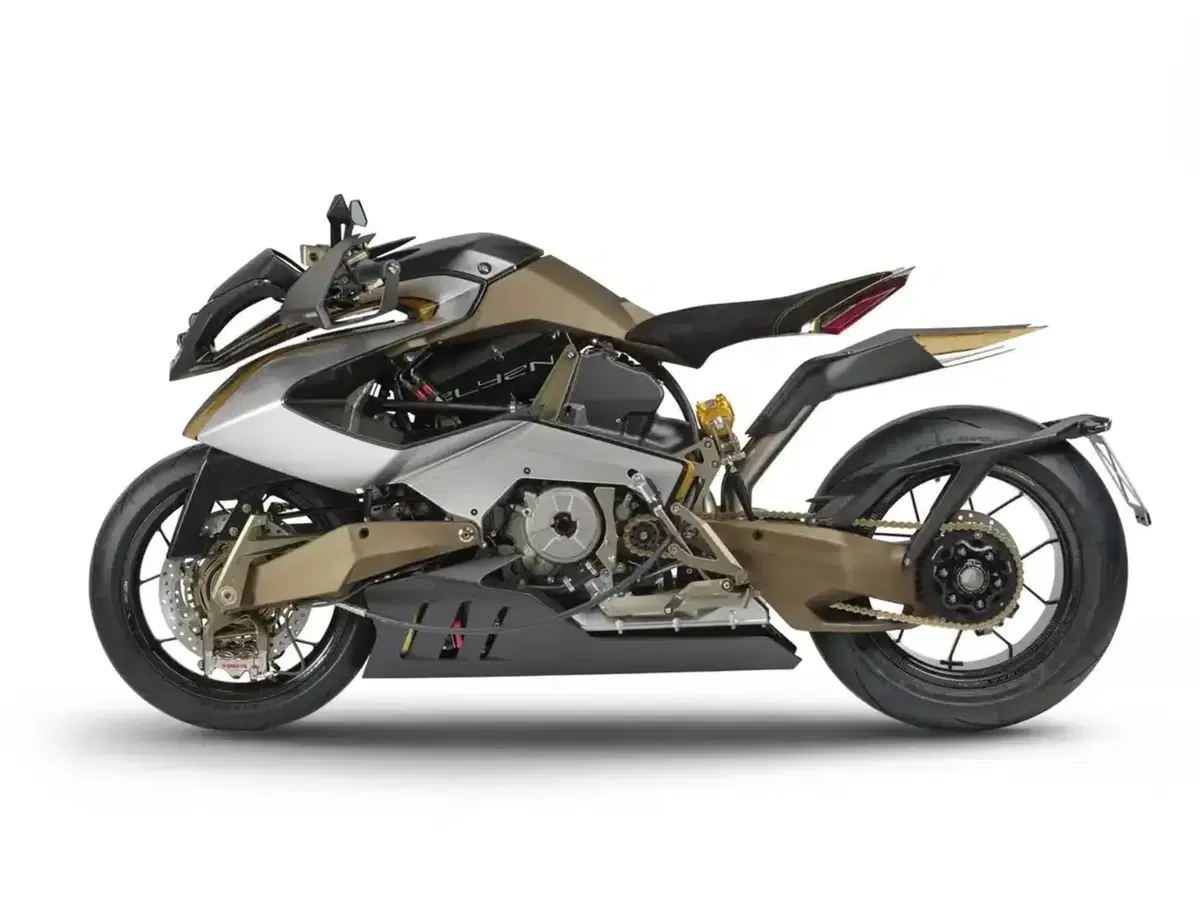 Vyrus Alien. Col motore Ducati supera i 200 cavalli! (3)
