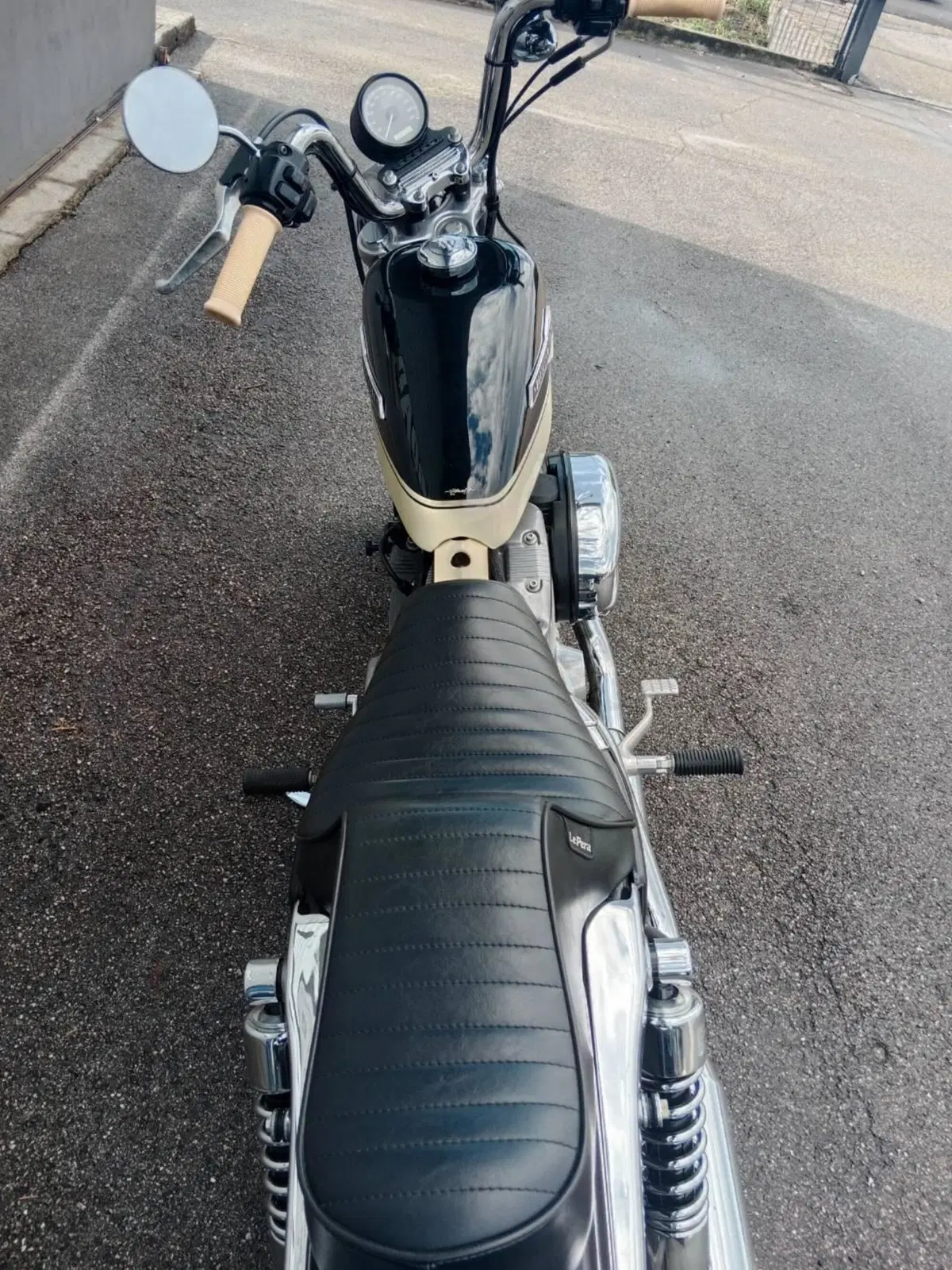 Harley-Davidson 883 Custom (2001 - 05) - XL 53C (3)