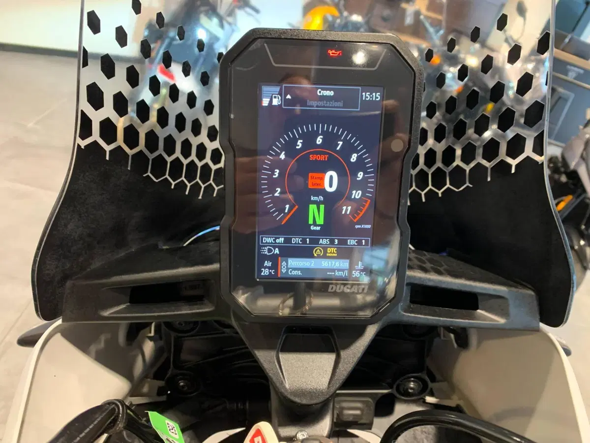 Ducati DesertX (2022 - 25) (2)