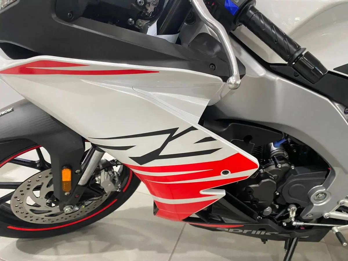 Aprilia RS 125 (2025 - 26) (5)