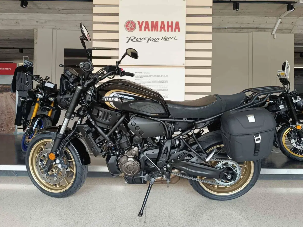 Yamaha XSR 700 (2022 - 26) (5)