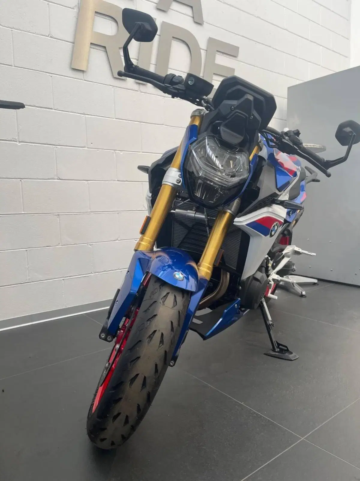 Bmw F 900 R (2025 - 27) (5)