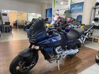 Moto Guzzi V100 Mandello (2025 - 26) usata