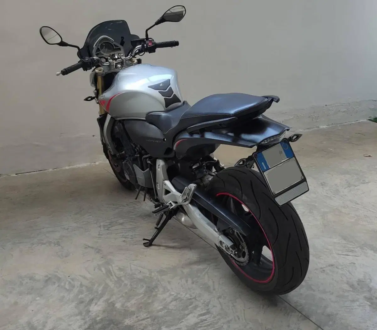 Honda Hornet 600 (2007 - 10) (7)
