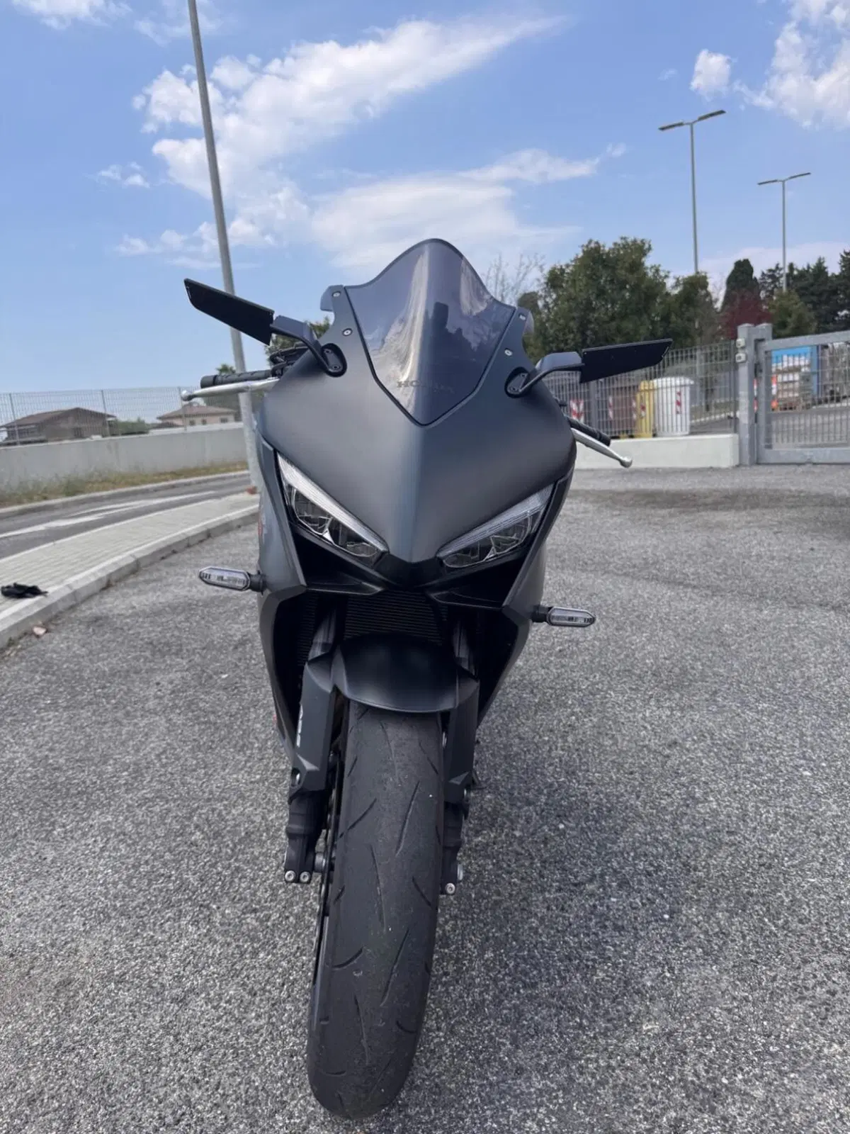 Honda CBR 650 R E-Clutch (2024 - 26) (8)