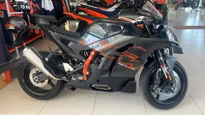 KTM 990 RC R (2026) usata
