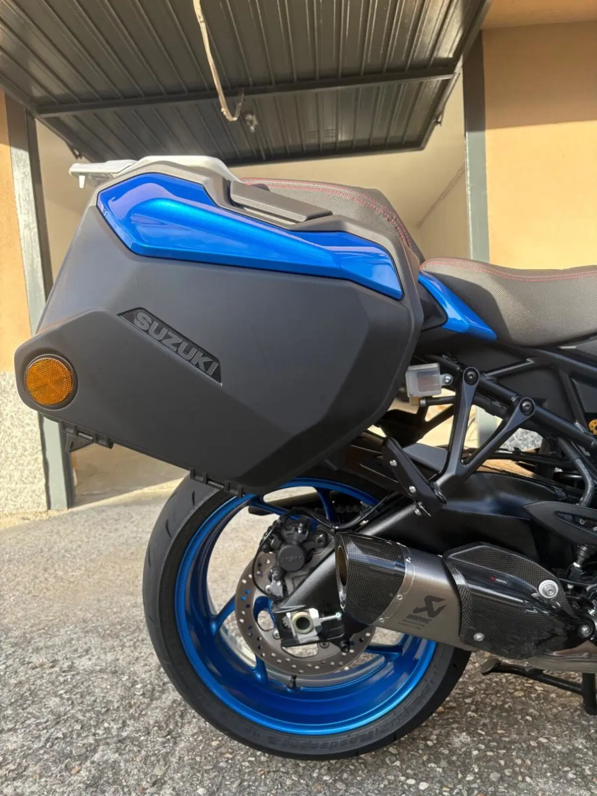 Suzuki GSX-S1000GX Top (2026) (5)