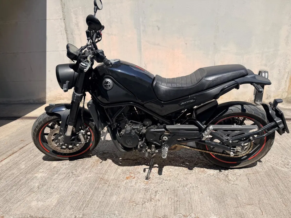 Benelli Leoncino 500 ABS (2017 - 20) (6)