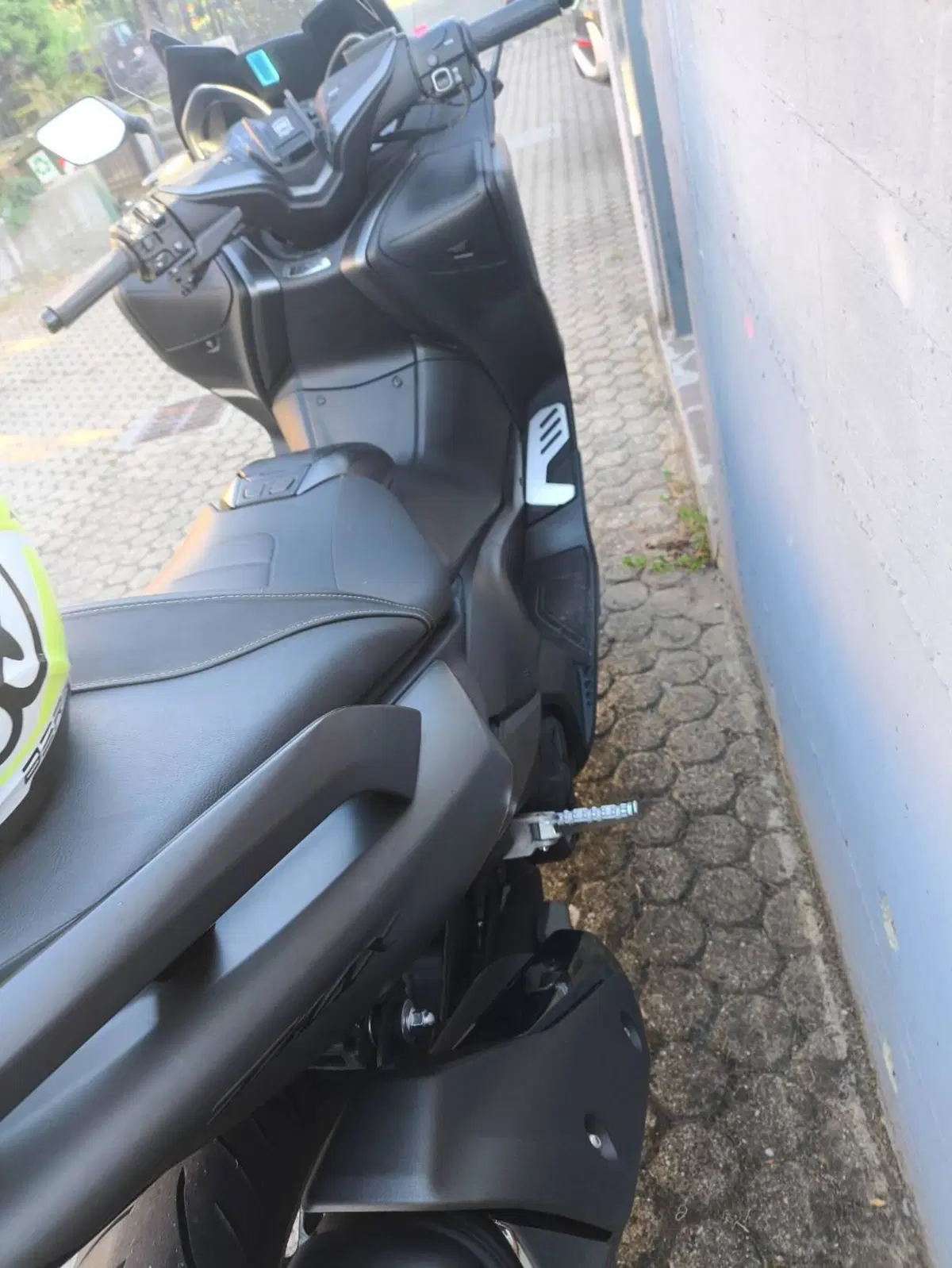 Yamaha T-Max 560 Tech Max (2020) (4)