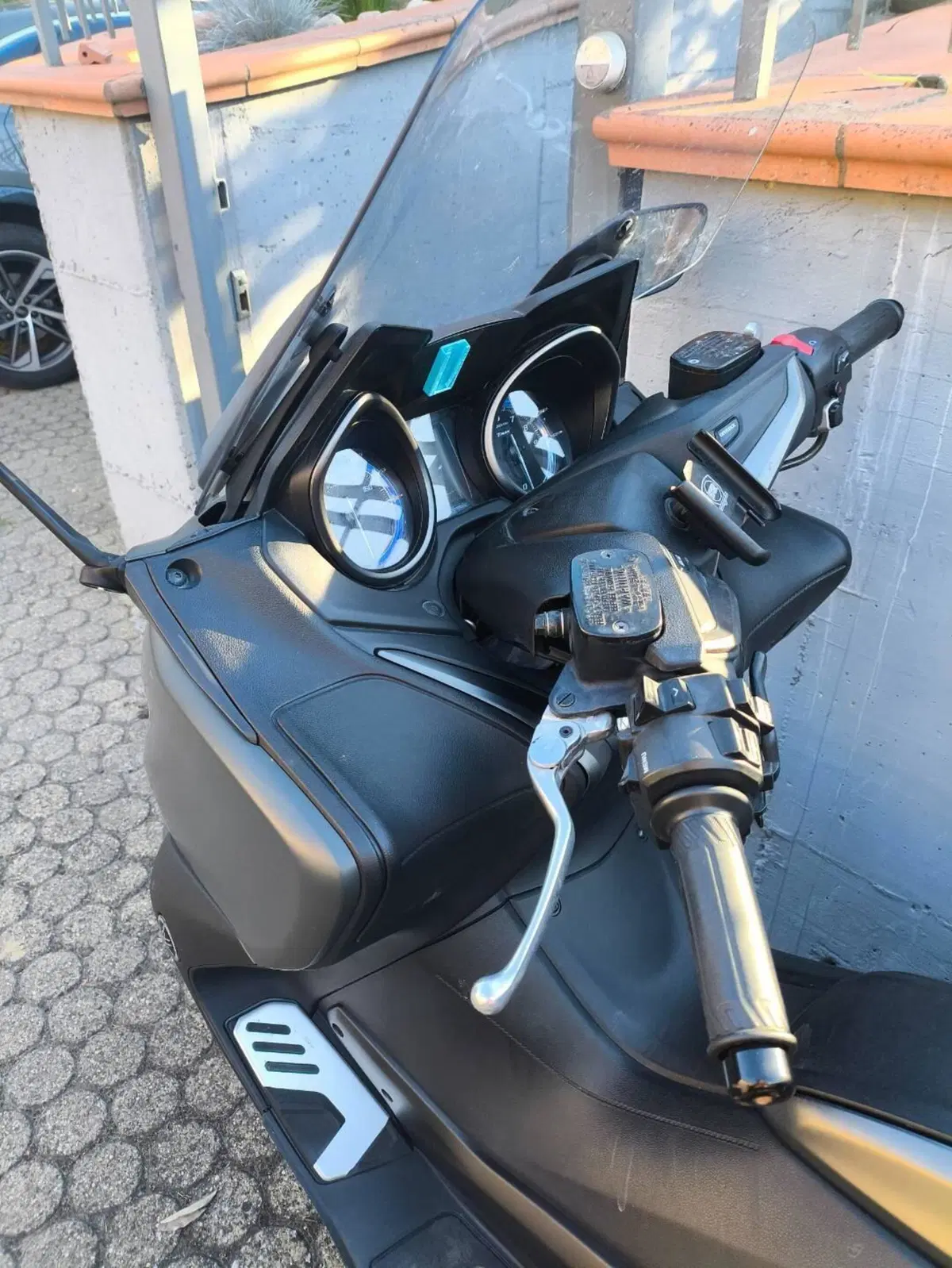 Yamaha T-Max 560 Tech Max (2020) (6)