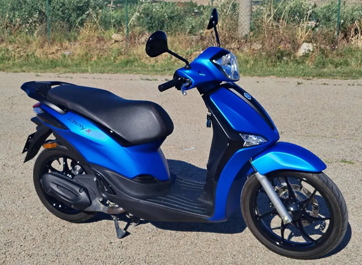 Piaggio Liberty S 50 4T (2020) (2)