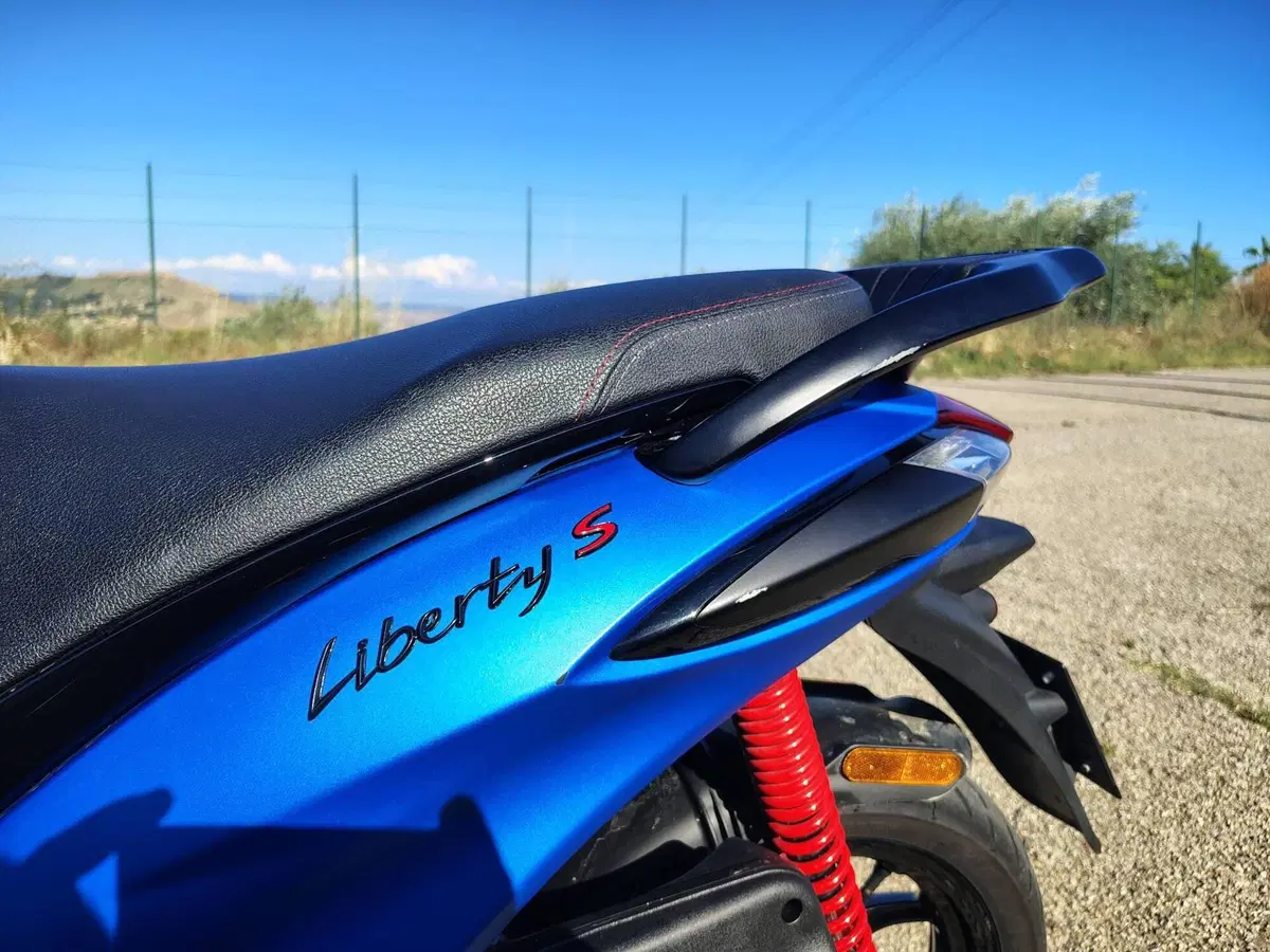 Piaggio Liberty S 50 4T (2020) (7)