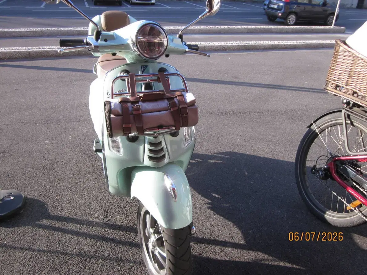 Vespa Primavera 125 Pic Nic (2022 - 24)