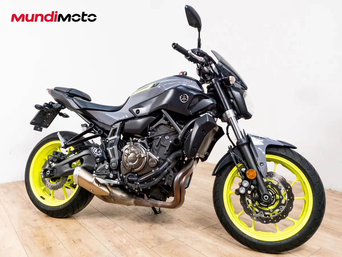 Yamaha MT-07 ABS (2014 - 16) (2)