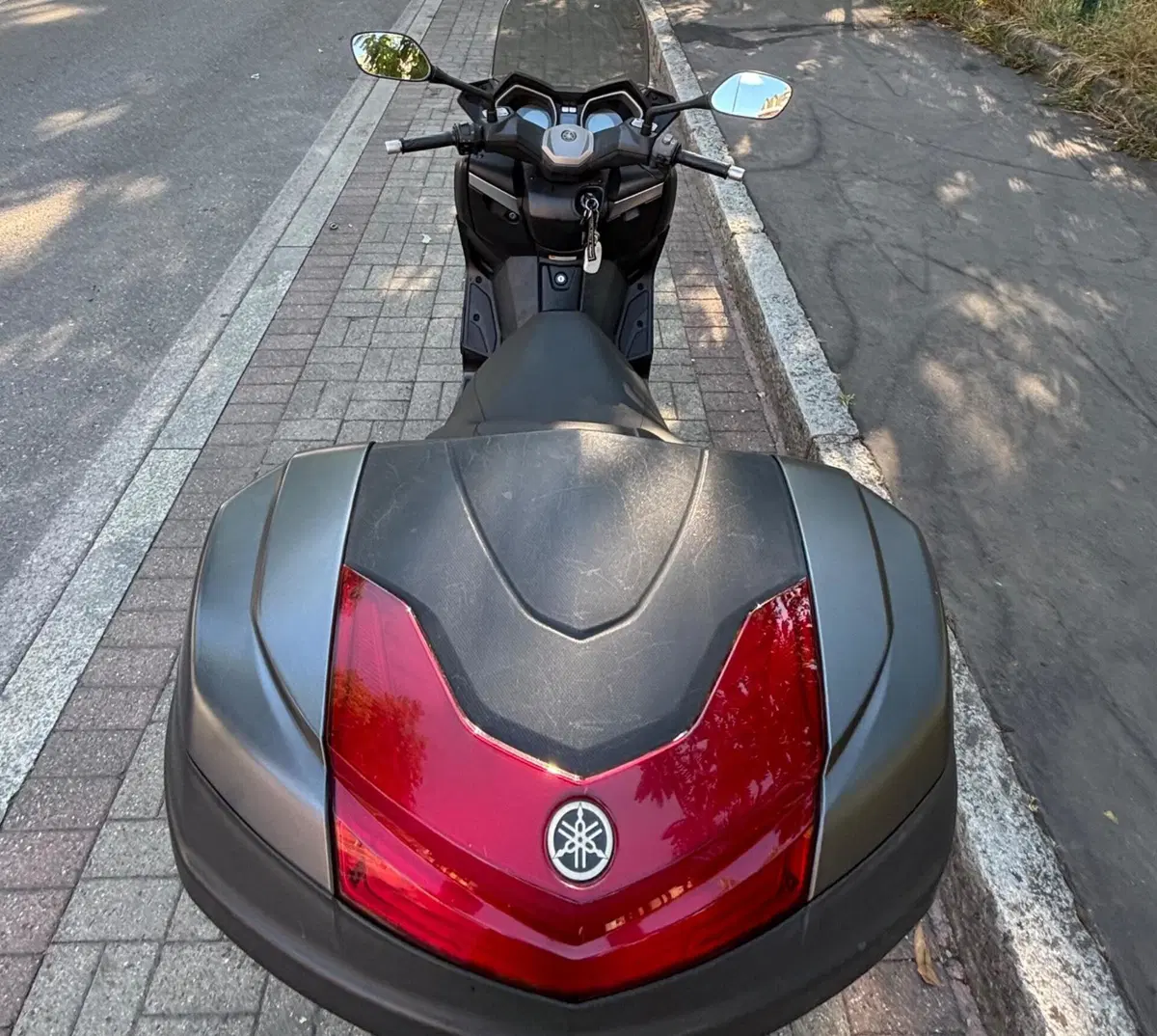 Yamaha X-Max 250 ABS (2014 - 16) (7)