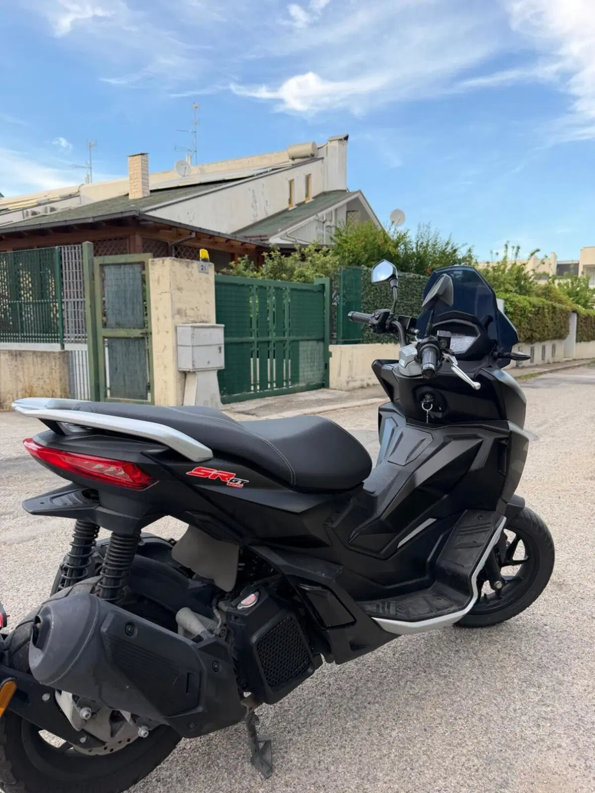 Aprilia SR GT 125 (2022 - 24) (3)