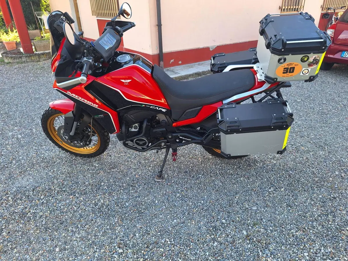 Moto Morini X-Cape 650 Gold Wheels Edition (2022 - 26) (3)