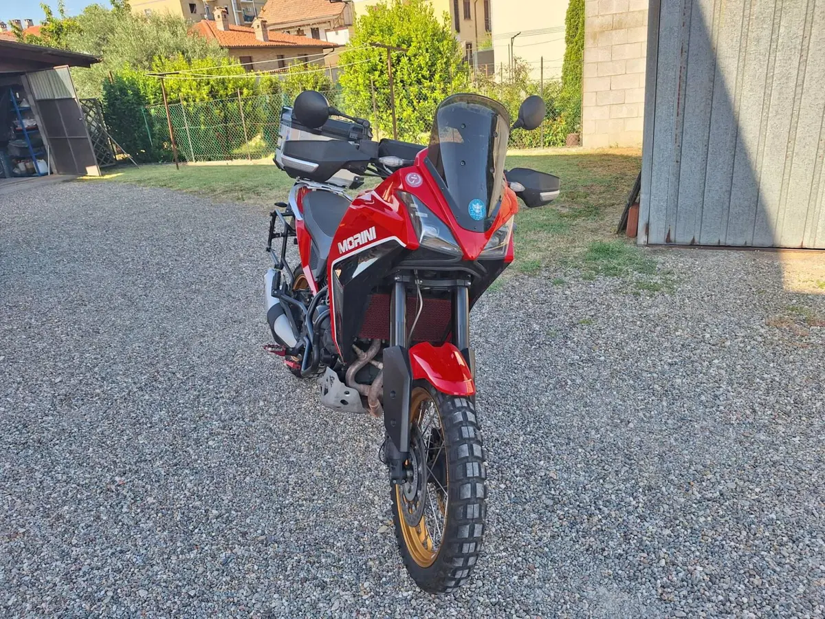 Moto Morini X-Cape 650 Gold Wheels Edition (2022 - 26) (6)