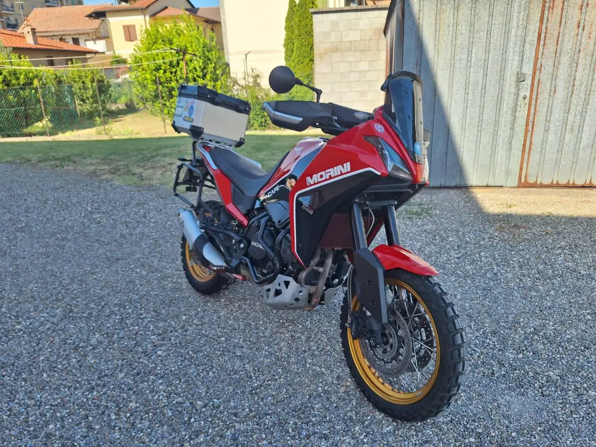 Moto Morini X-Cape 650 Gold Wheels Edition (2022 - 26) (10)