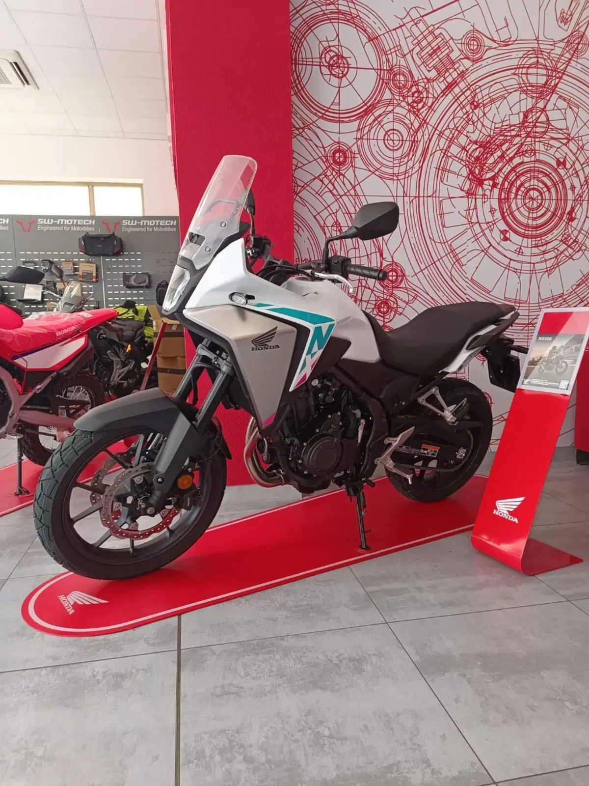 Honda NX500 (2026) (2)