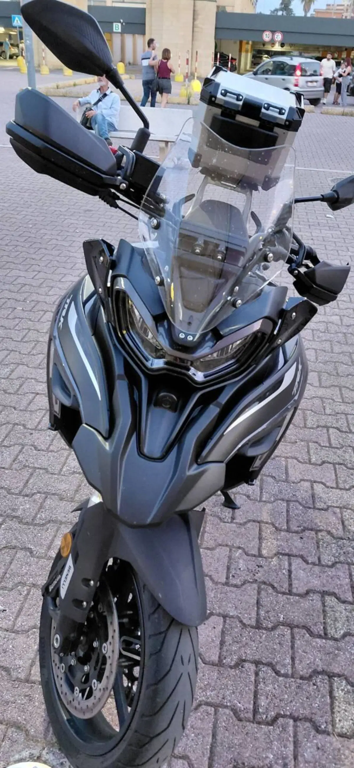 Benelli TRK 702 (2023 - 25) (2)