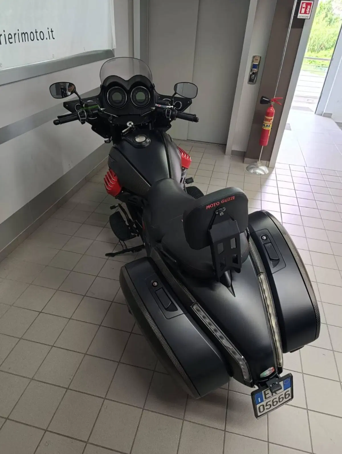 Moto Guzzi MGX 21 1400 (2016 - 20) (6)