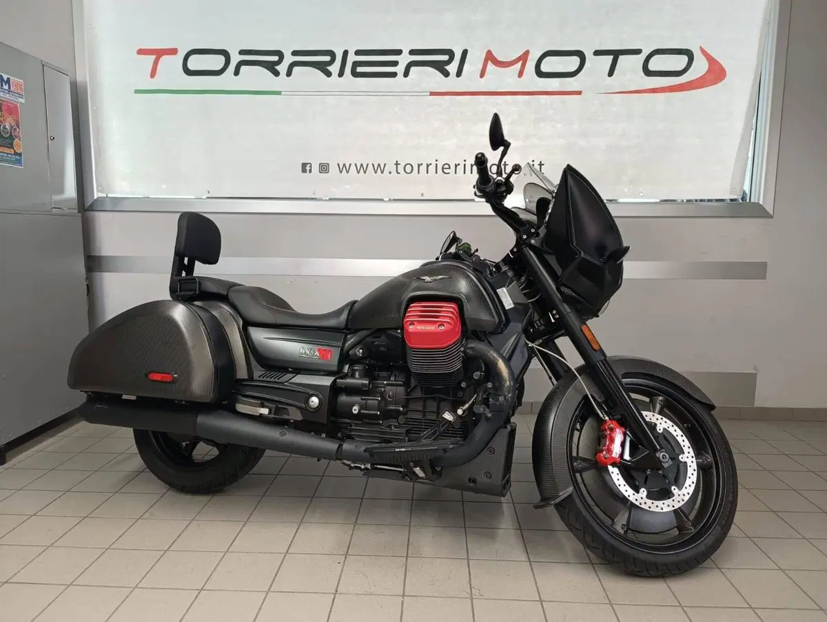 Moto Guzzi MGX 21 1400 (2016 - 20) (2)