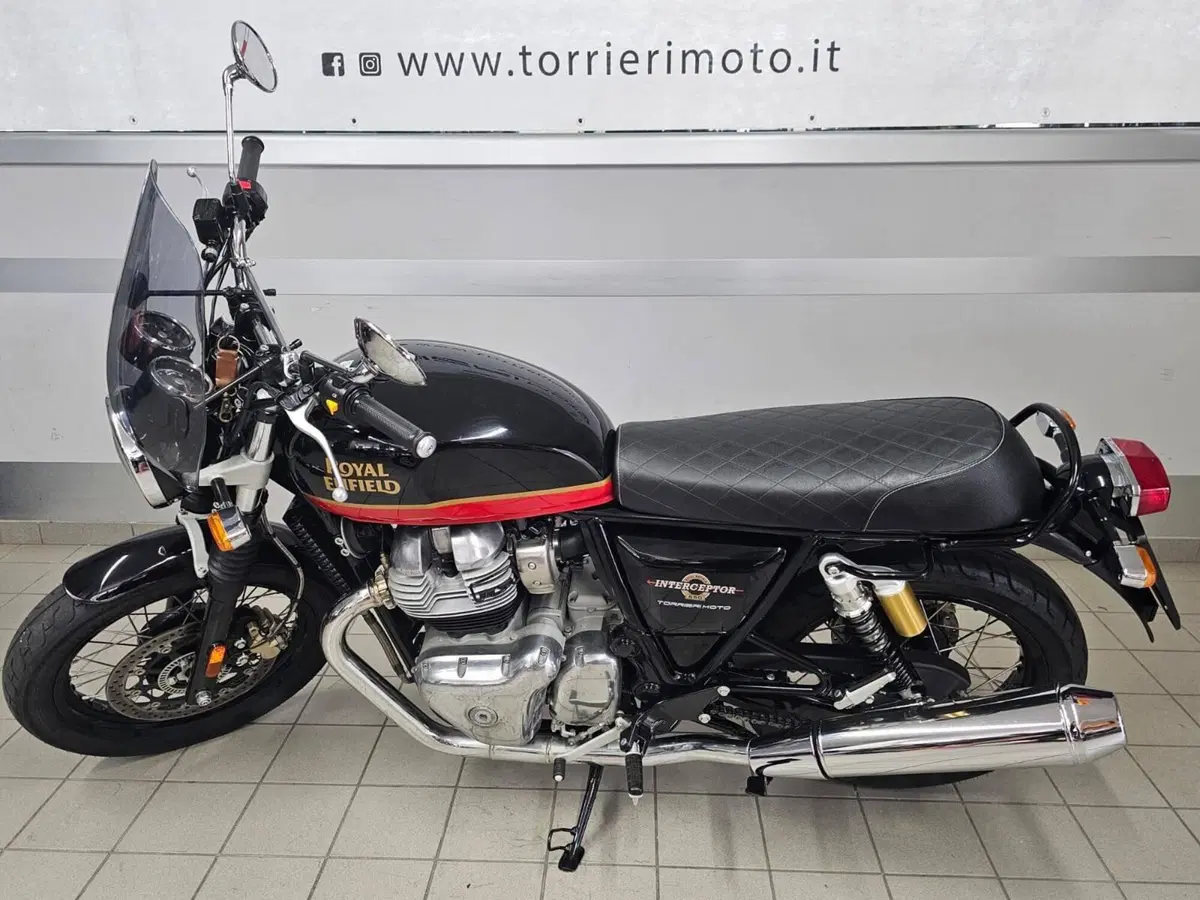 Royal Enfield Interceptor 650 (2021 - 26) (4)