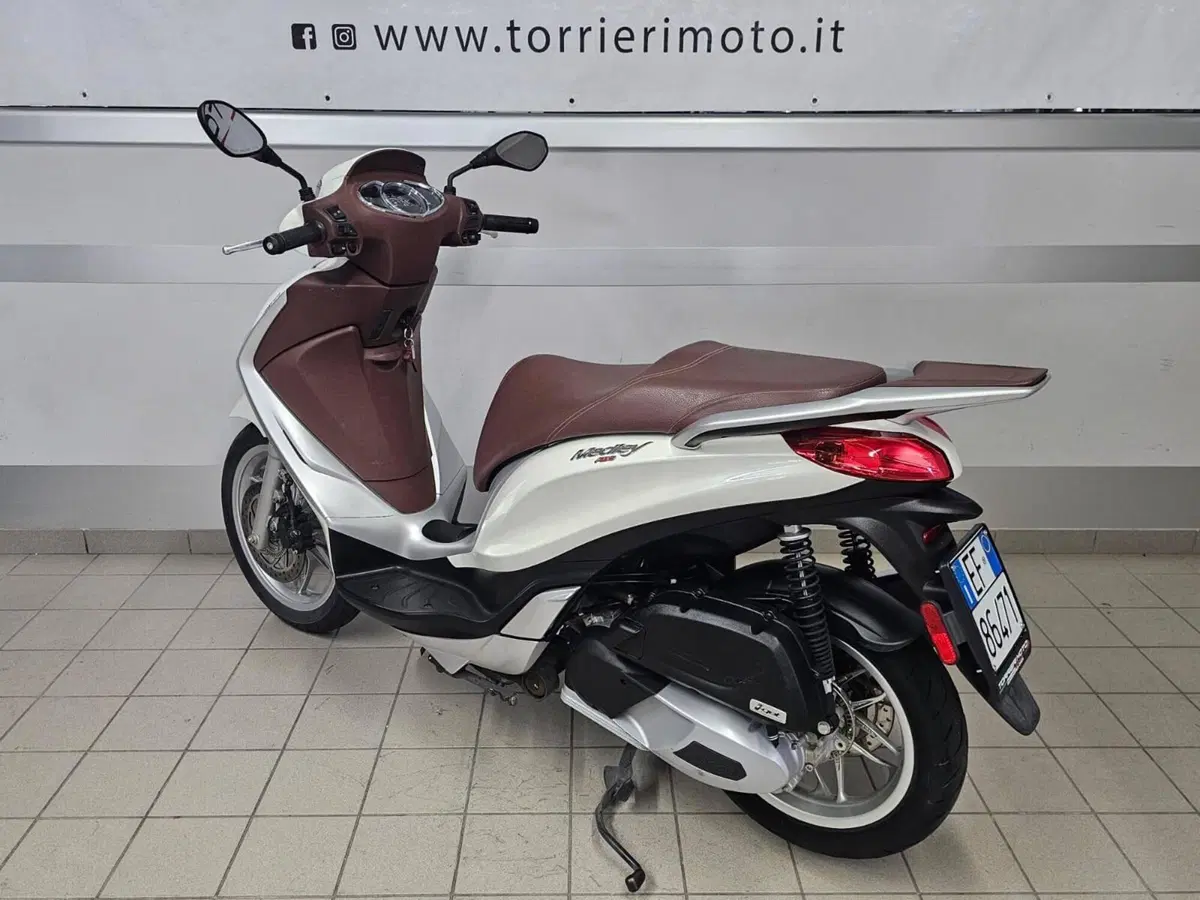 Piaggio Medley 150 ABS (2016 - 19) (5)