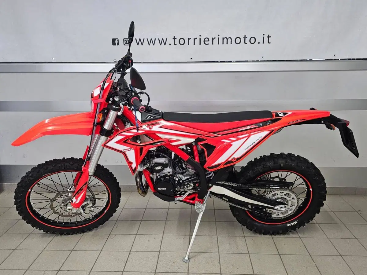Betamotor Xtrainer 300 2T (2024) (4)