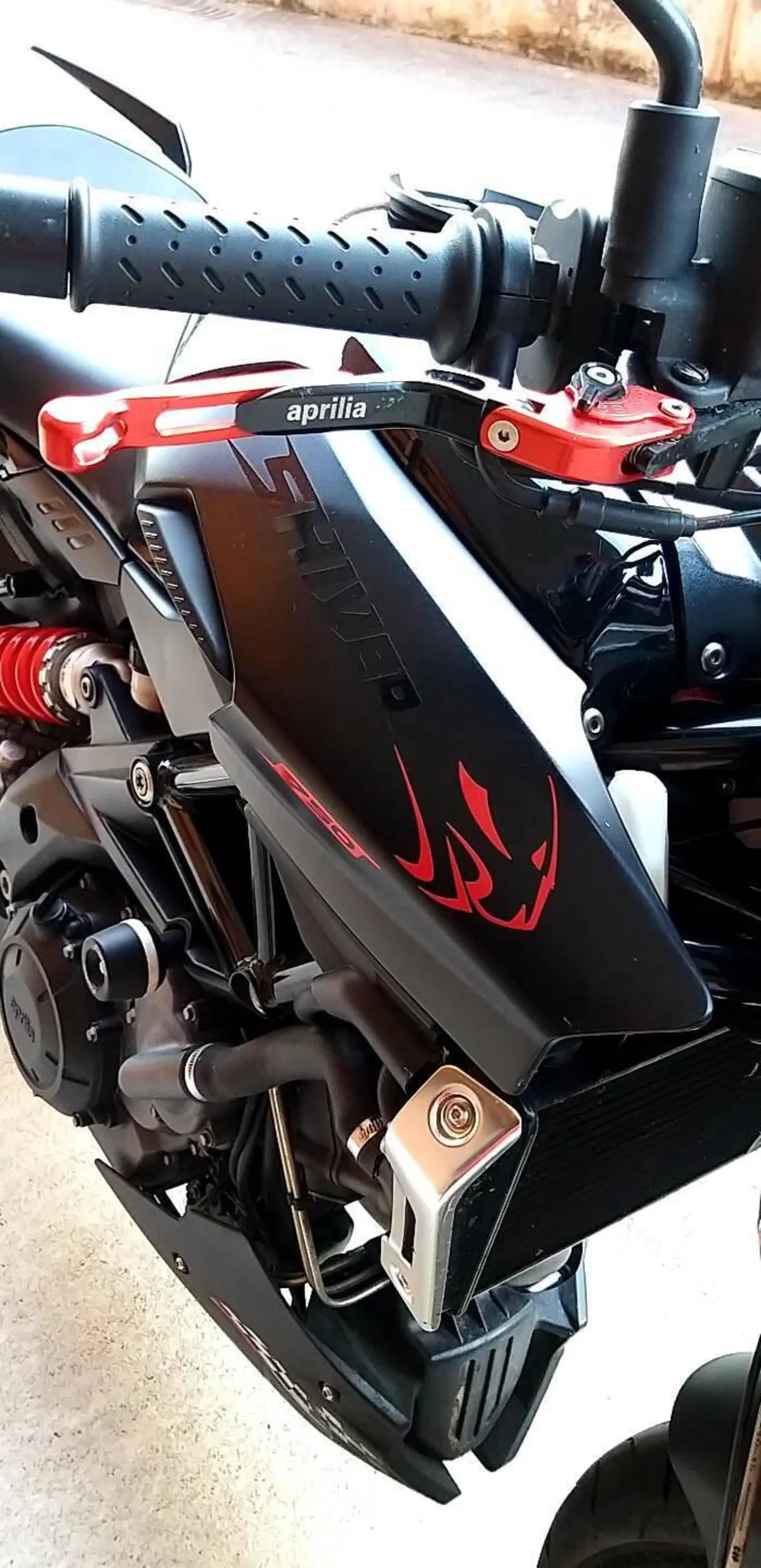 Aprilia Shiver 750 ABS (2010 - 17) (4)