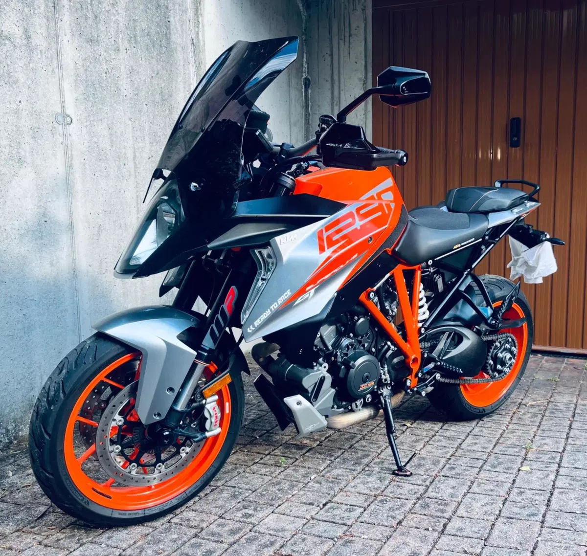 KTM 1290 Super Duke GT ABS (2016 - 18) (4)