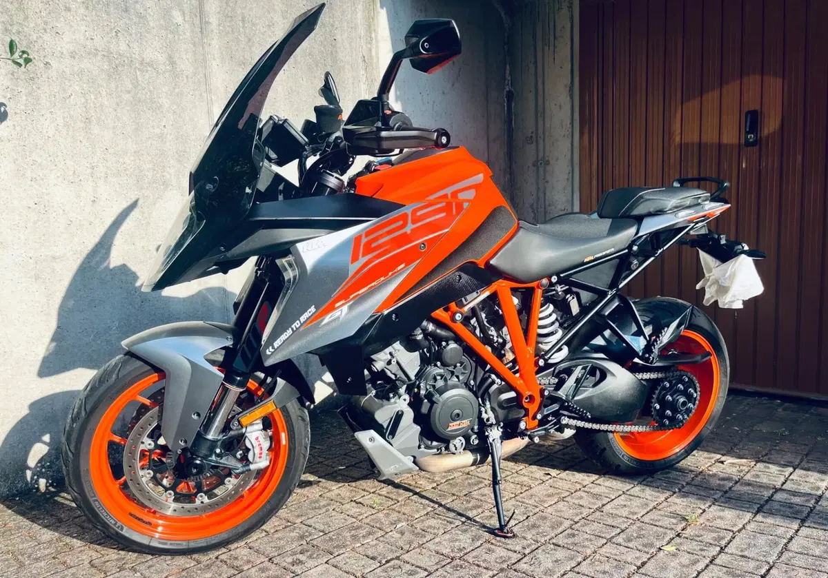 KTM 1290 Super Duke GT ABS (2016 - 18) (5)