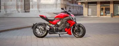 Ducati Diavel V4 (2023 - 26) nuova