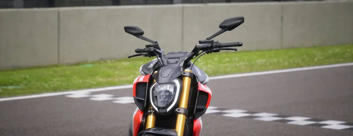 Ducati Diavel V4 RS (2026) (4)
