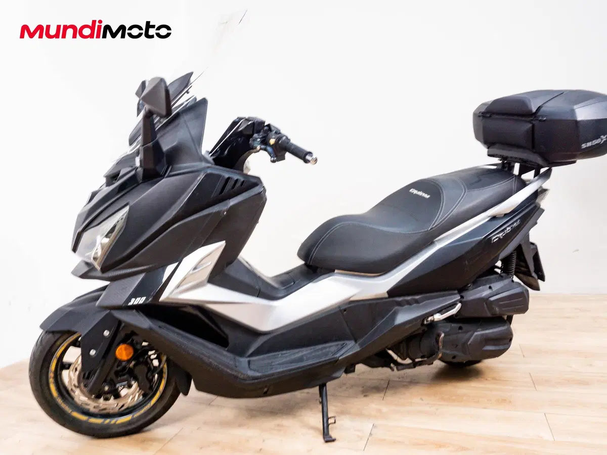 Sym Cruisym 300 (2017 - 20) (8)