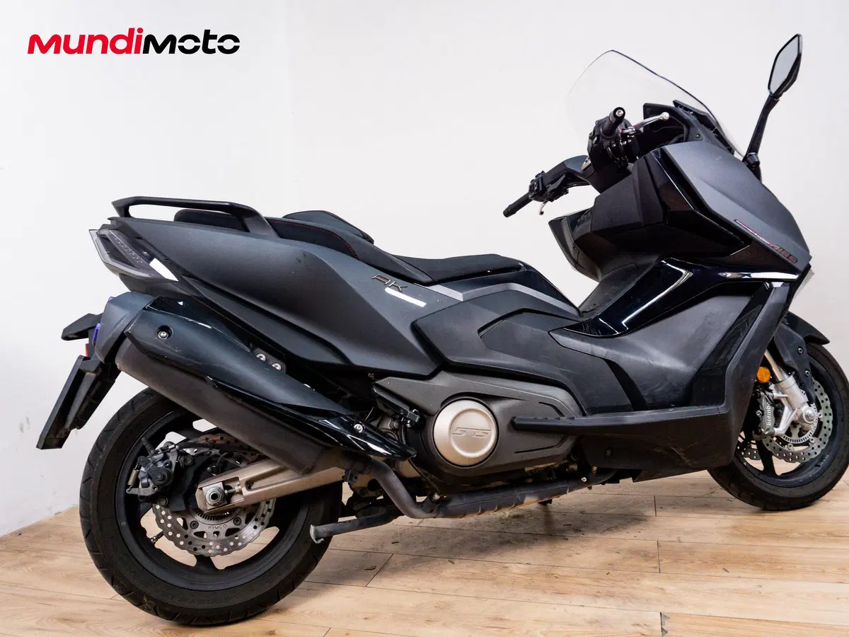 Kymco AK 575 Premium (2025 - 26) (3)