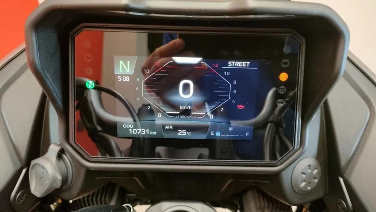 Yamaha Tracer 7 GT (2025 - 26) (5)