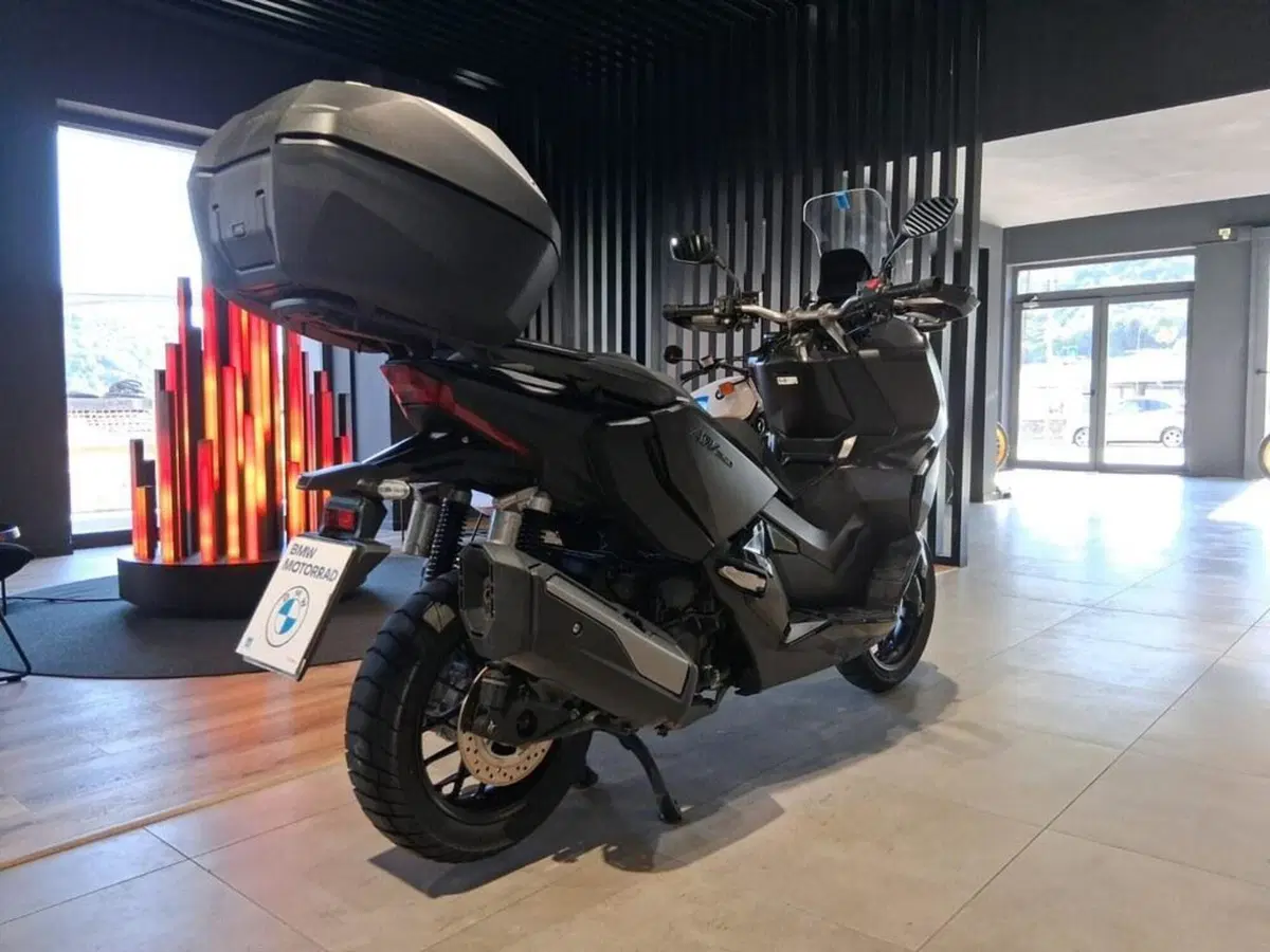 Honda ADV 350 (2022 - 24) (9)