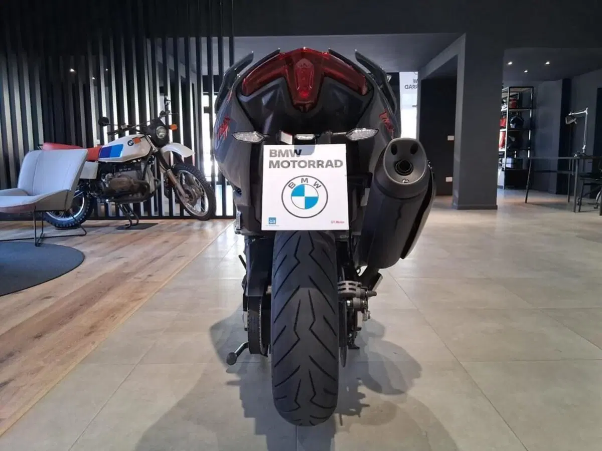 Yamaha T-Max 560 Tech Max (2021) (8)