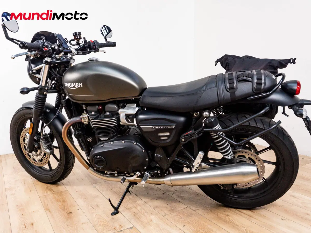 Triumph Street Twin 900 (2017 - 18) (7)
