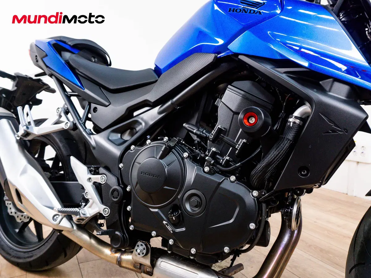Honda CB 750 Hornet (2025) (5)