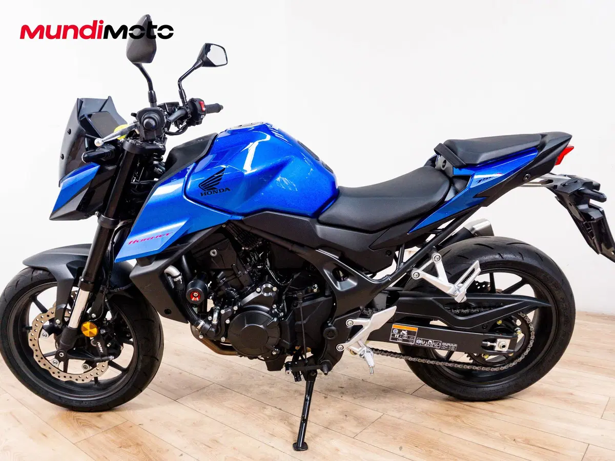 Honda CB 750 Hornet (2025) (6)