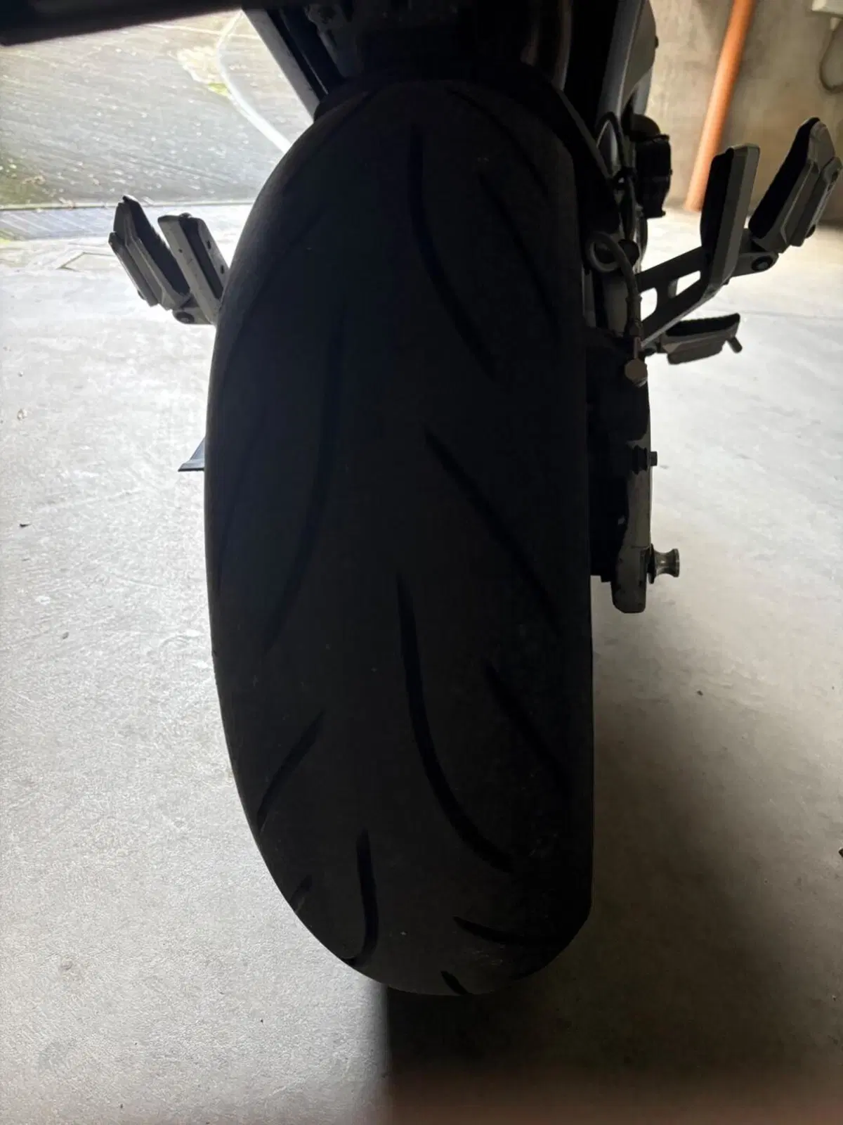 Suzuki GSR 600 (2006 - 11) (5)