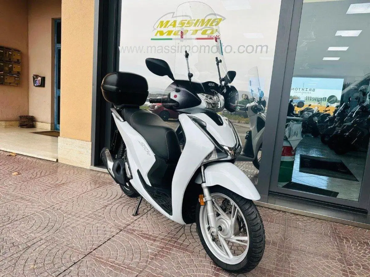 Honda SH 150i (2017 - 19) (3)