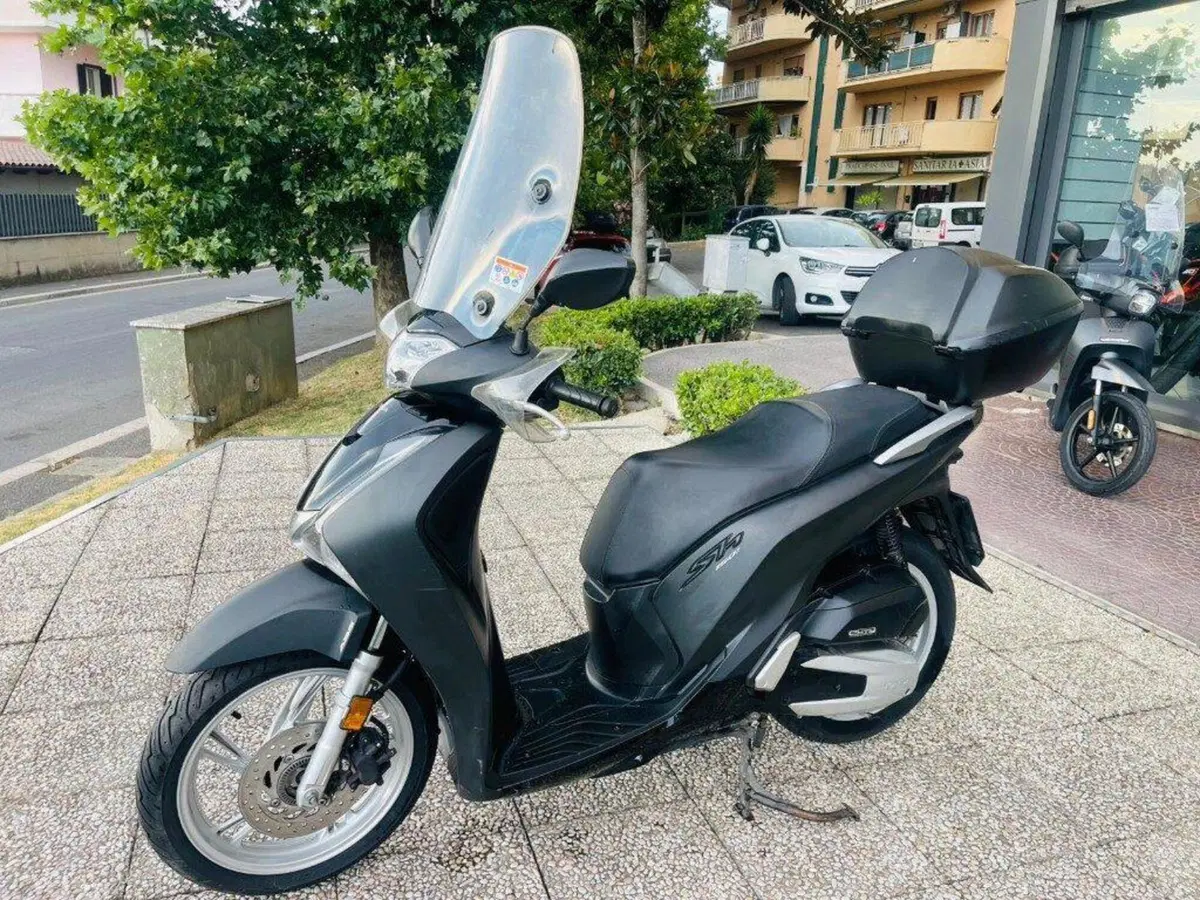Honda SH 150i (2017 - 19) (4)