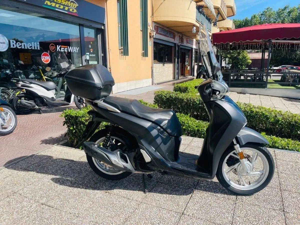 Honda SH 150i (2017 - 19) (8)