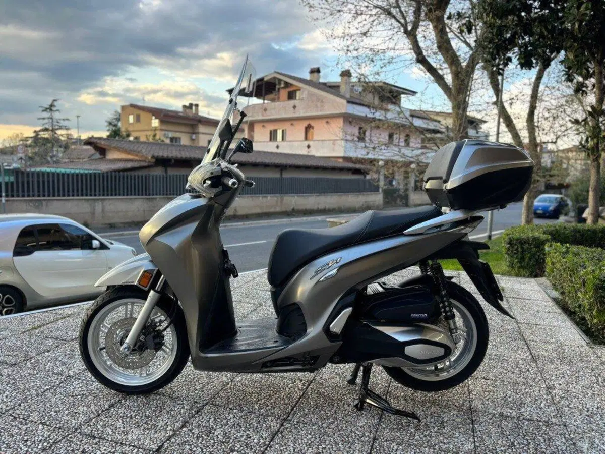 Honda SH 350 (2021 - 24) (5)